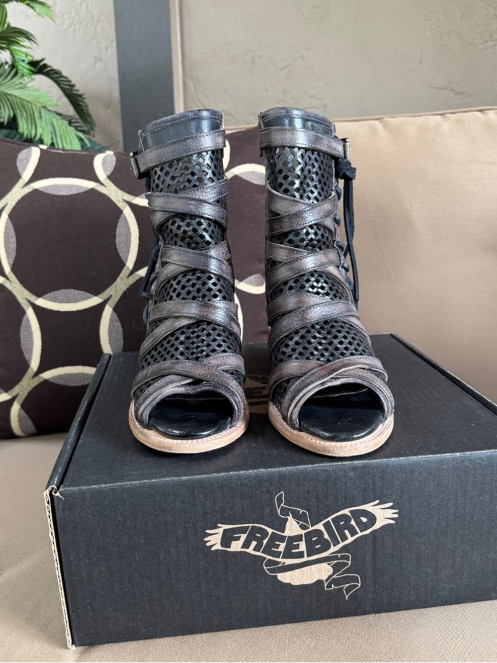 FREEBIRD Nikki Women's Black Leather Mesh Cutout Booties Size 10 - Picture 3 of 8